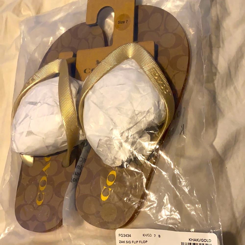 Flipflops from Coach . Khaki Gold color , perfect this summer season - Picture 1 of 5